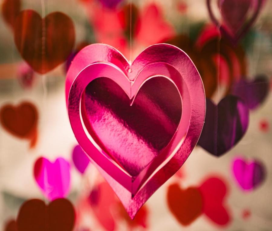 Share the love this Valentines – and win high street shopping vouchers!